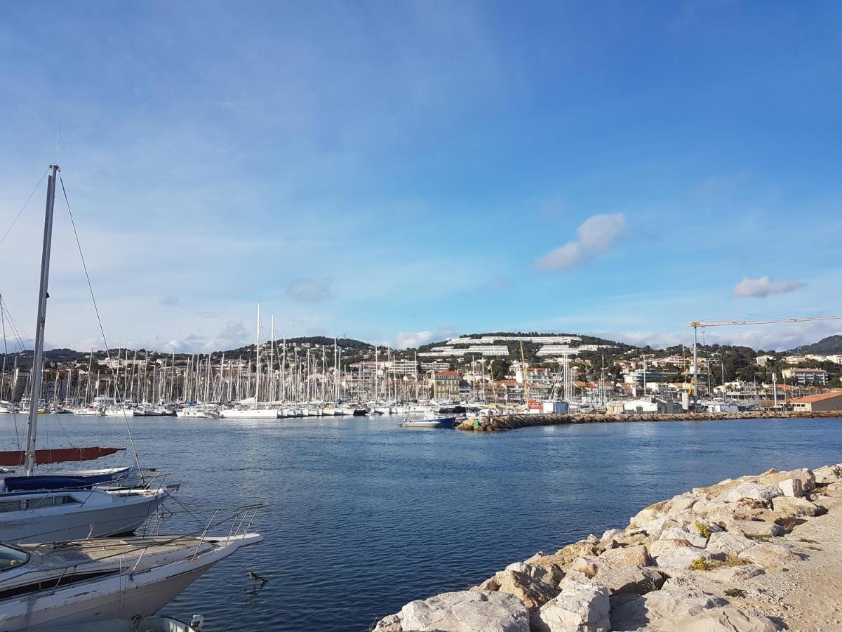 Studio Avec Parking Tout A Pied Et Calme Bandol Esterno foto
