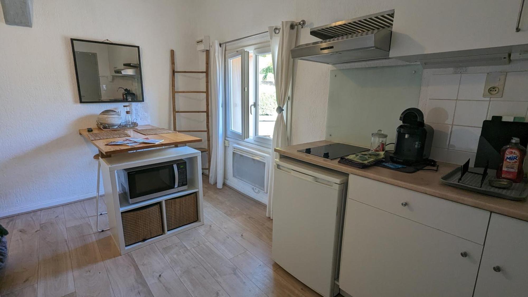 Studio Avec Parking Tout A Pied Et Calme Bandol Esterno foto